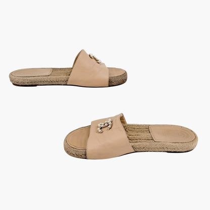 Chanel Pearl CC Espadrille Slide Sandals in Beige Leather Size 39