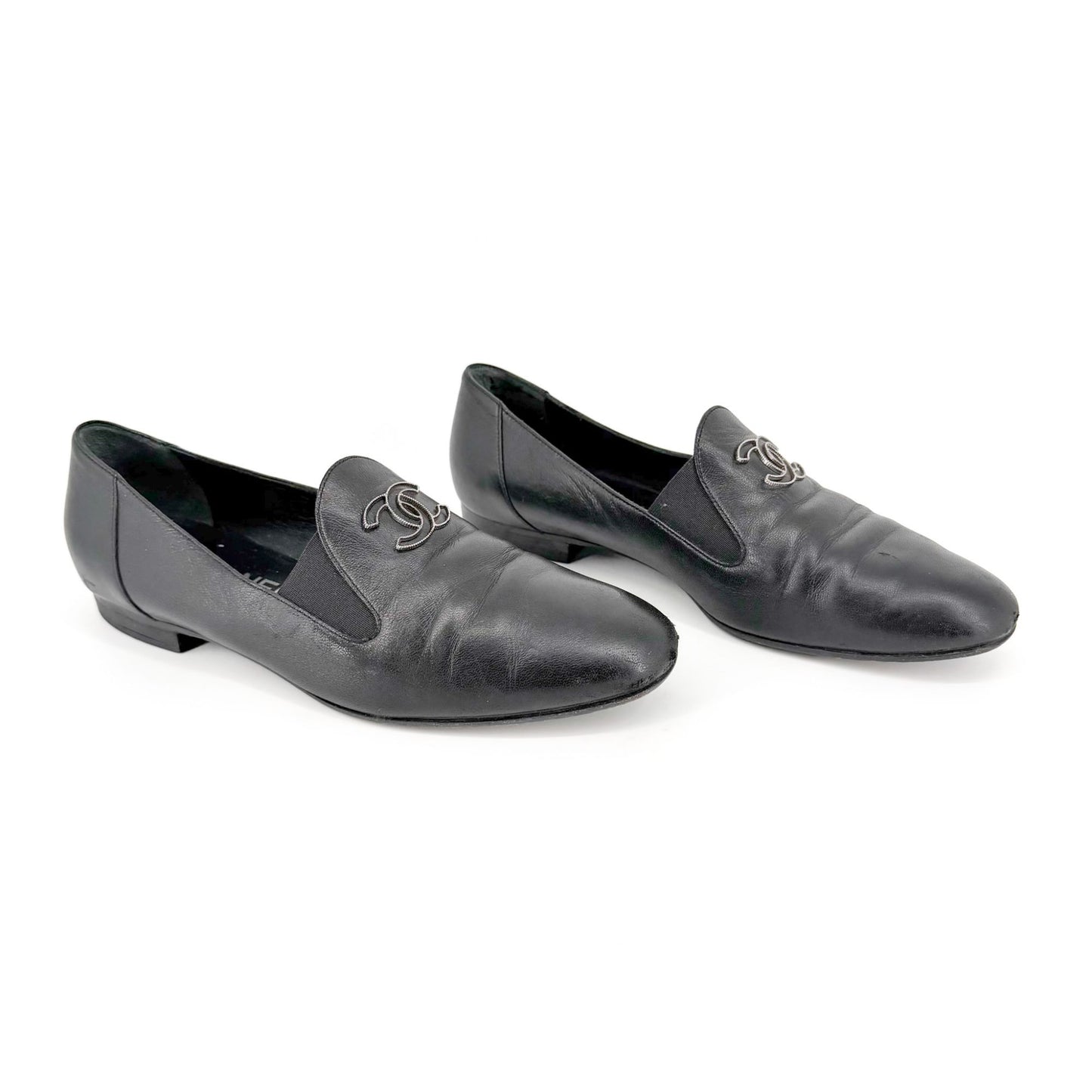 Chanel CC Loafer Flats in Black Leather Size 39