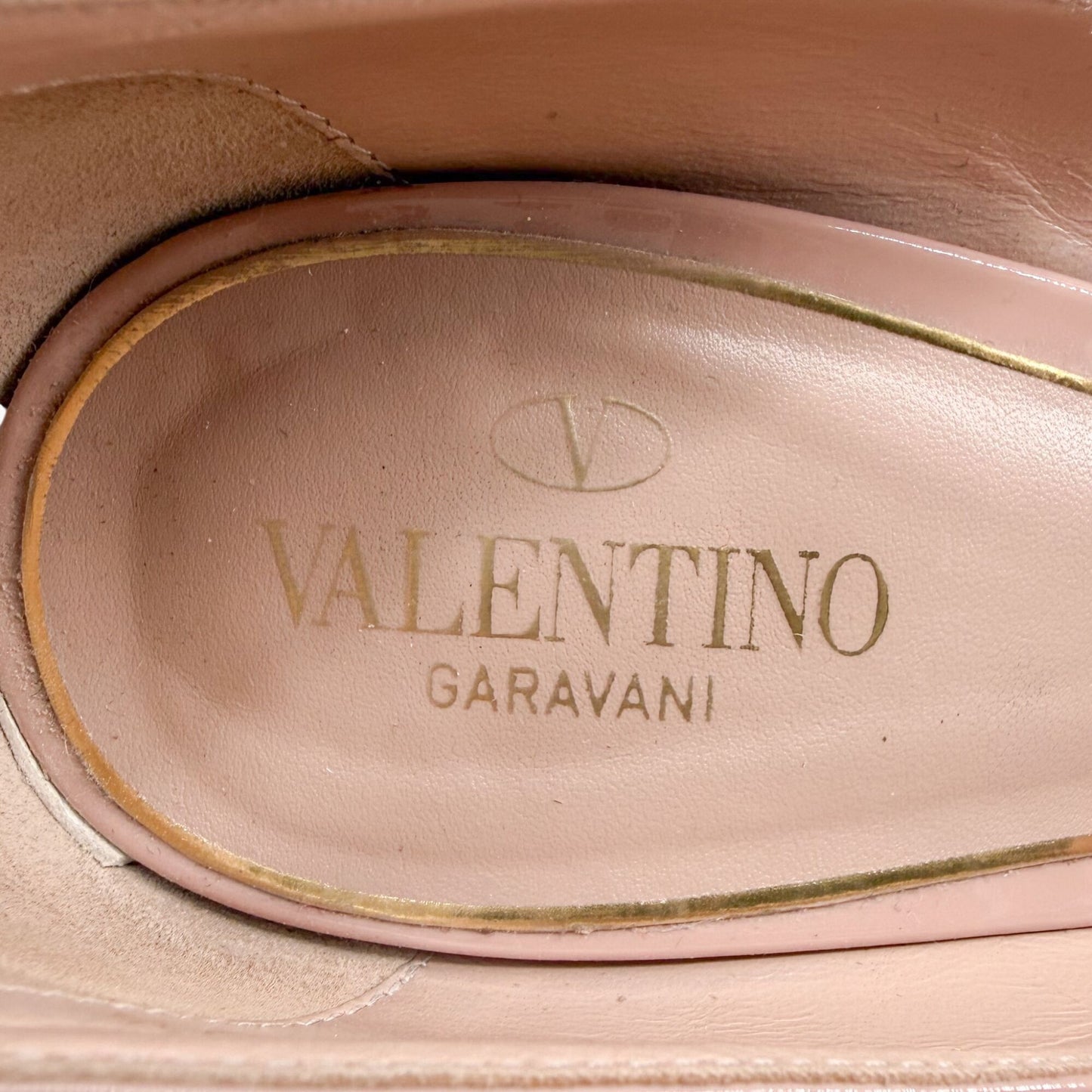 Valentino Garavani Tan-Go VLogo Platform Pumps in Beige Patent Leather Size 39.5
