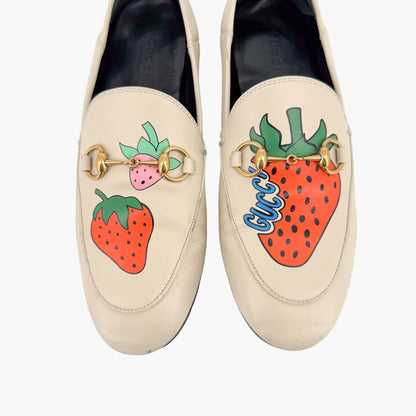 Gucci Strawberry Print Brixton Horsebit Loafer in Cream/White Size 38