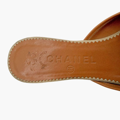 Chanel Vintage Clover CC Mule Flats in Beige Canvas & Leather Size 38.5