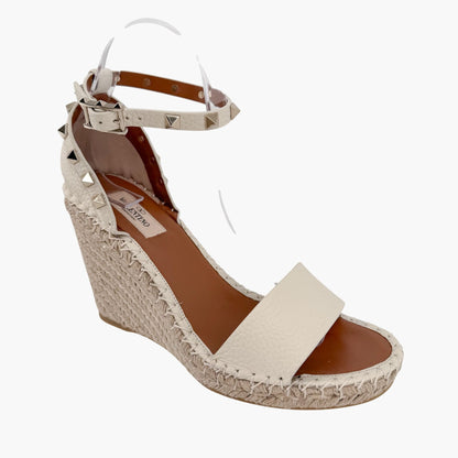 Valentino Garavani Rockstud Espadrille Wedge Sandals in White Leather Size 39