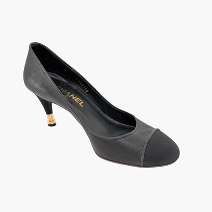 Chanel CC Cap Toe Pumps Heels Black Leather Size 38 US 7-7.5 Women’s