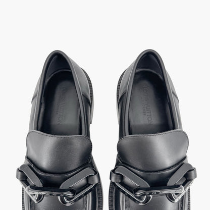 Louis Vuitton Academy Loafers in Black Leather with Monogram Chain – Size 37.5