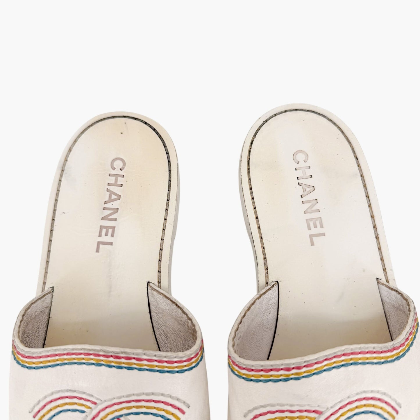 Chanel Embroidered CC Slide Sandals White Size 39