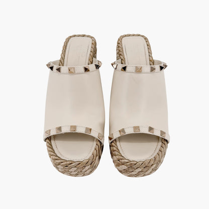Valentino Garavani Torchon Rockstud Wedge Mules White Size 39