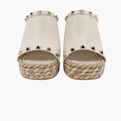 Valentino Garavani Torchon Rockstud Wedge Mules White Size 39
