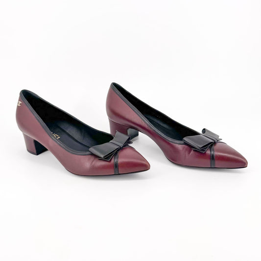 Chanel Pointed Toe Bow CC Pumps in Maroon Leather Size 38