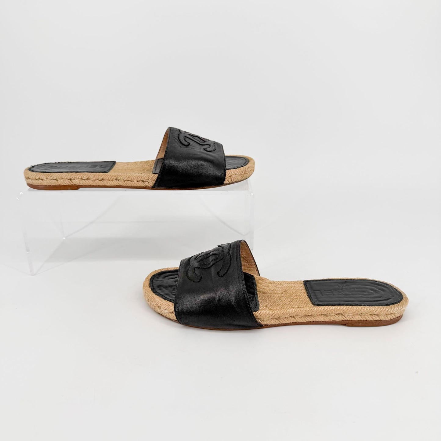 Chanel CC Black Leather Espadrille Slide Sandals Size 38