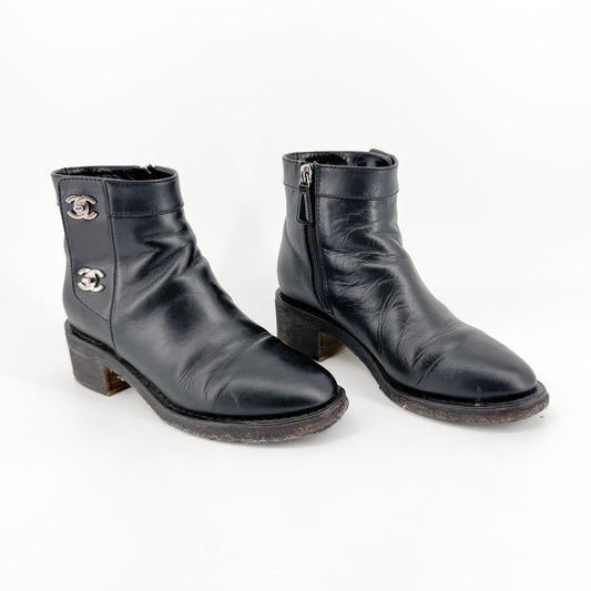 Chanel CC Turnlock Ankle Boots in Black Leather Size 36.5
