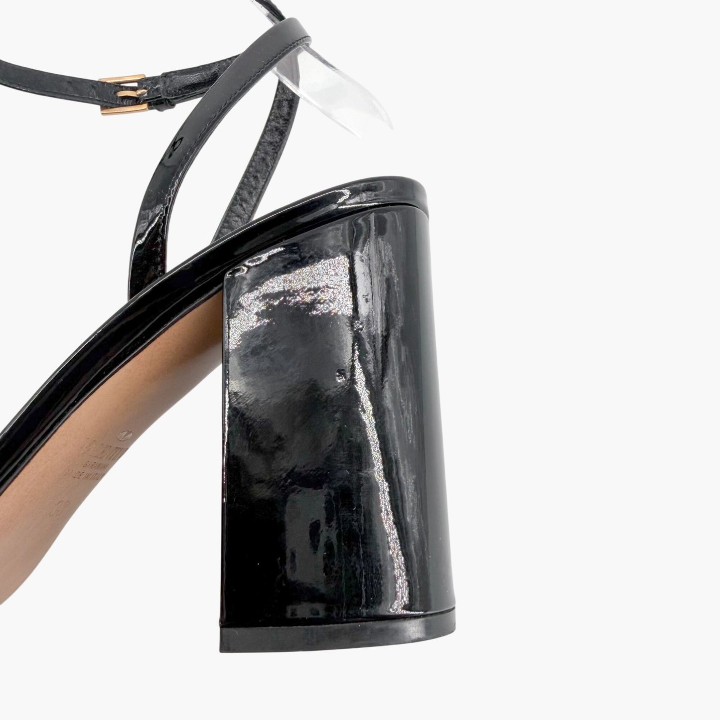 Valentino Garavani One Stud Patent Pumps in Black Patent Leather Size 38