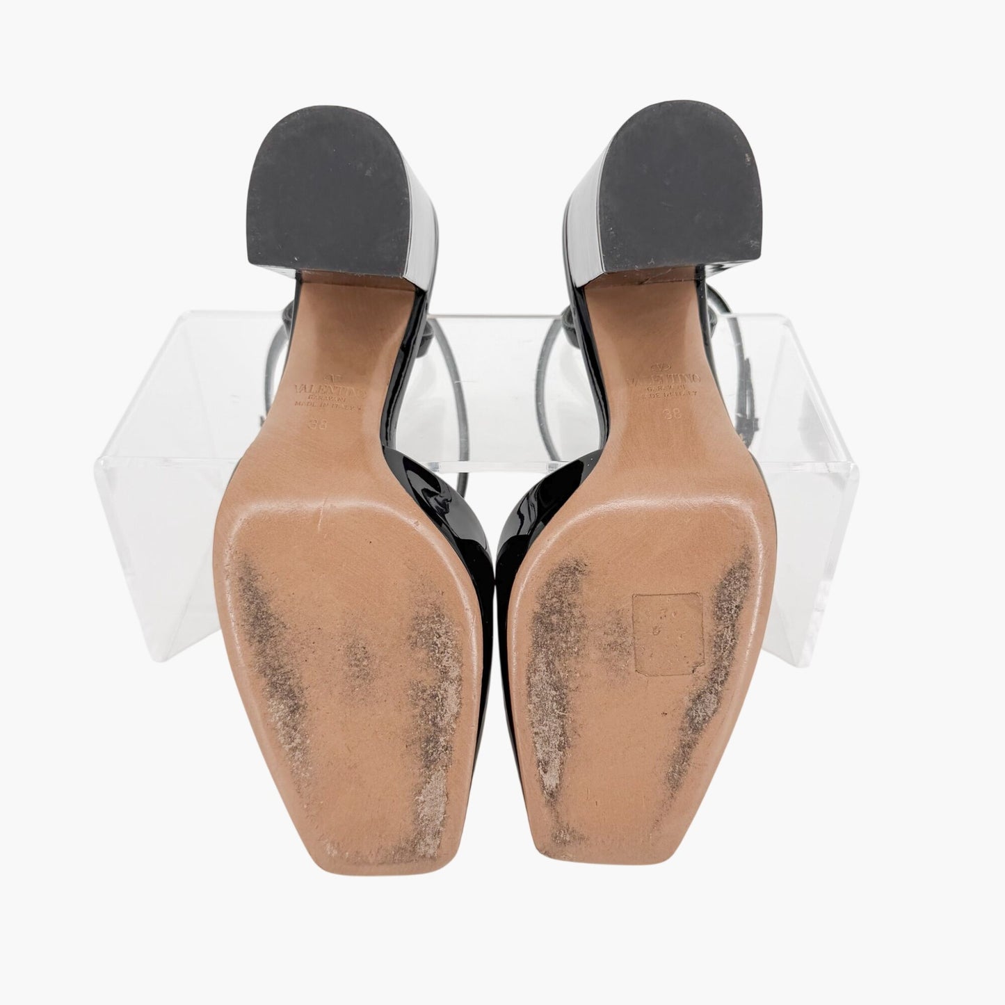 Valentino Garavani One Stud Patent Pumps in Black Patent Leather Size 38