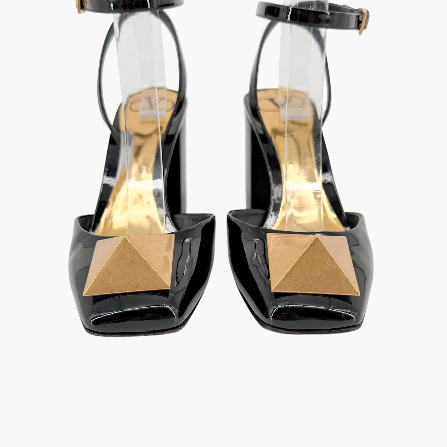 Valentino Garavani One Stud Patent Pumps in Black Patent Leather Size 38