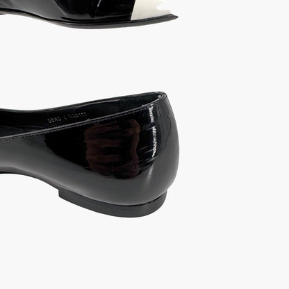Chanel Cap Toe CC Ballet Flats in Black Patent Leather Size 38.5