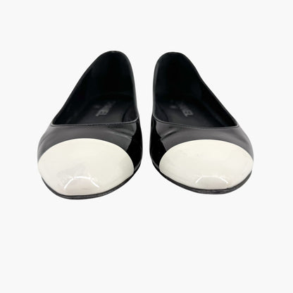 Chanel Cap Toe CC Ballet Flats in Black Patent Leather Size 38.5