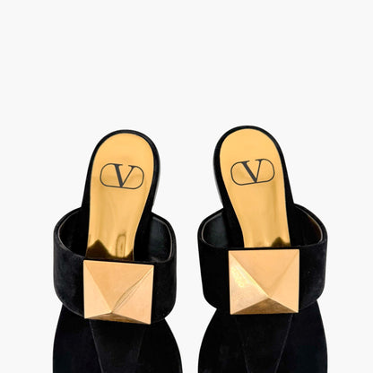 Valentino Garavani One Stud Thong Sandals in Black Suede Size 38