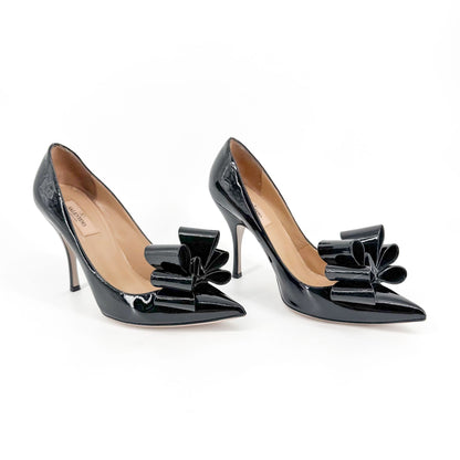 Valentino Garavani Triple Bow Patent Leather Pumps in Black – Size 38.5