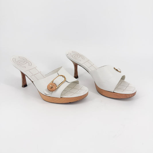Chanel Vintage CC Buckle Platform Mule Sandals in White Leather Size 38.5